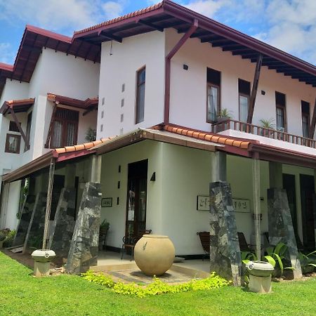 Cosy Nest Home Stay Negombo Zewnętrze zdjęcie