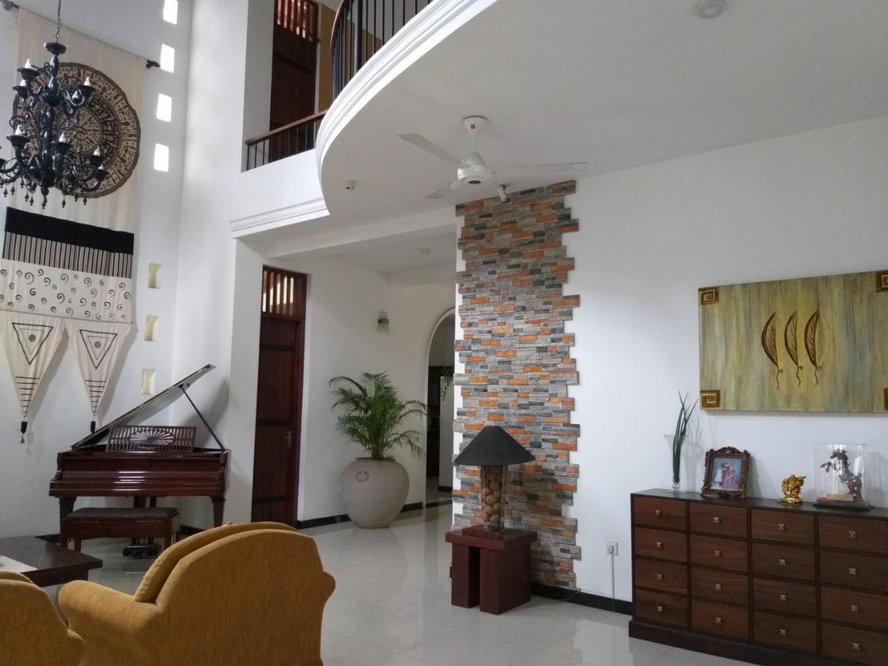 Cosy Nest Home Stay Negombo Zewnętrze zdjęcie