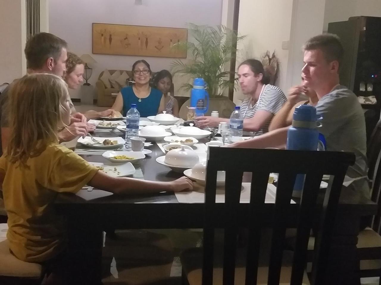 Cosy Nest Home Stay Negombo Zewnętrze zdjęcie